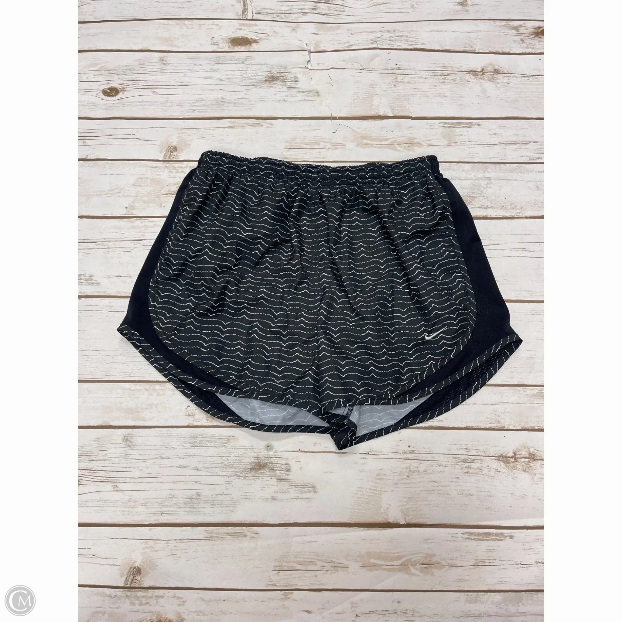 Athletic Shorts By Nike In Black & White, Size: L