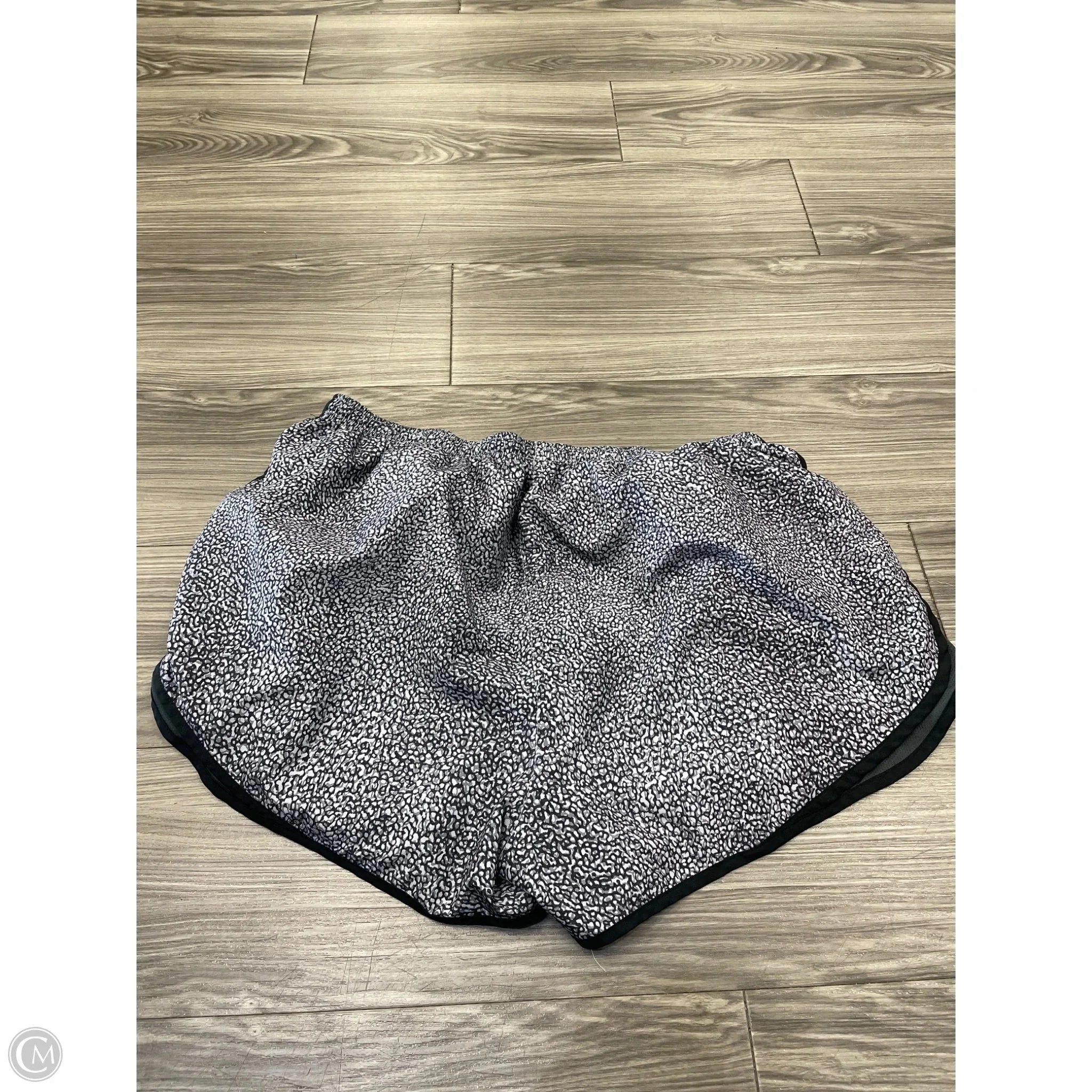 Athletic Shorts By Nike In Grey, Size: 2x