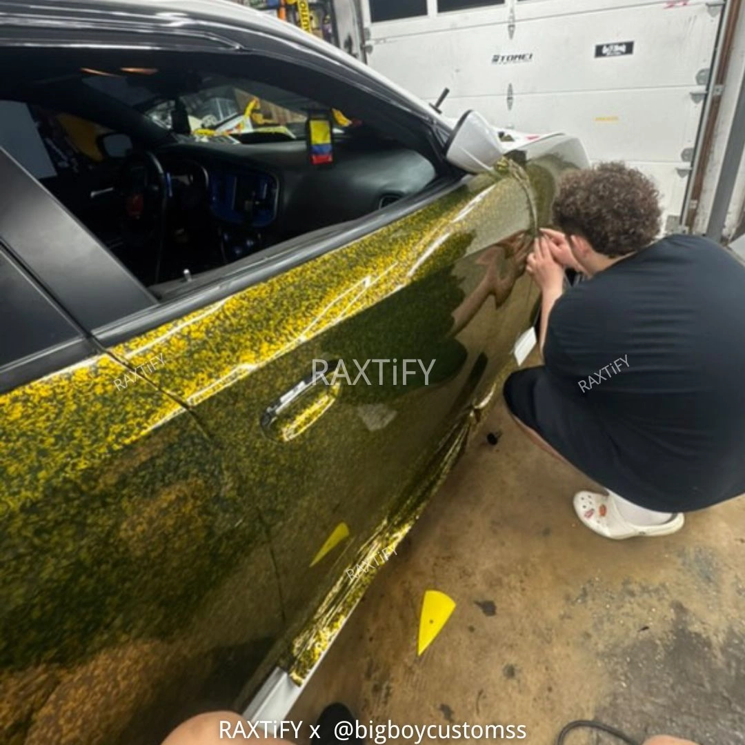 Gloss Black Gold Mini Forged Carbon Fiber Vinyl Wrap