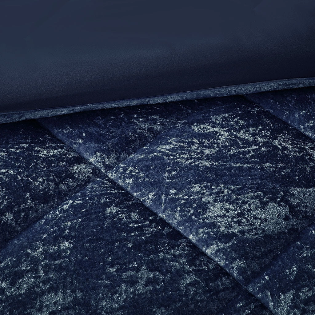 Intelligent Design Felicia Velvet Duvet Cover Set (KING /KING CAL)