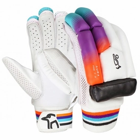 Kookaburra Aura Pro 7.0 Adults Batting Gloves