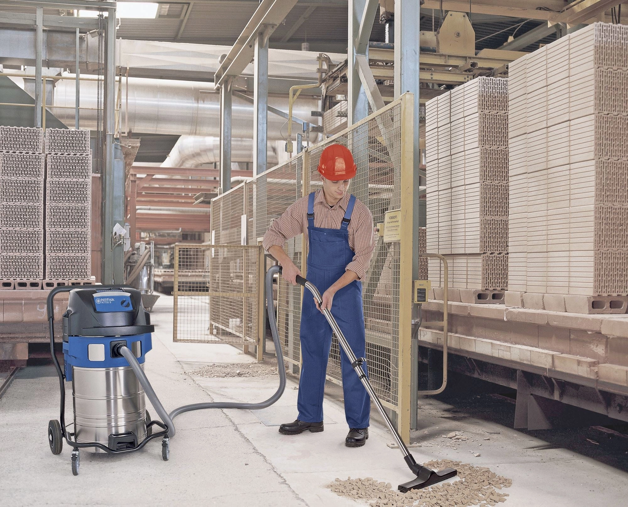 Nilfisk ATTIX 961-01 Two-Motor Driven Industrial Wet & Dry Vacuum Cleaners | Model : ATTIX 961-01
