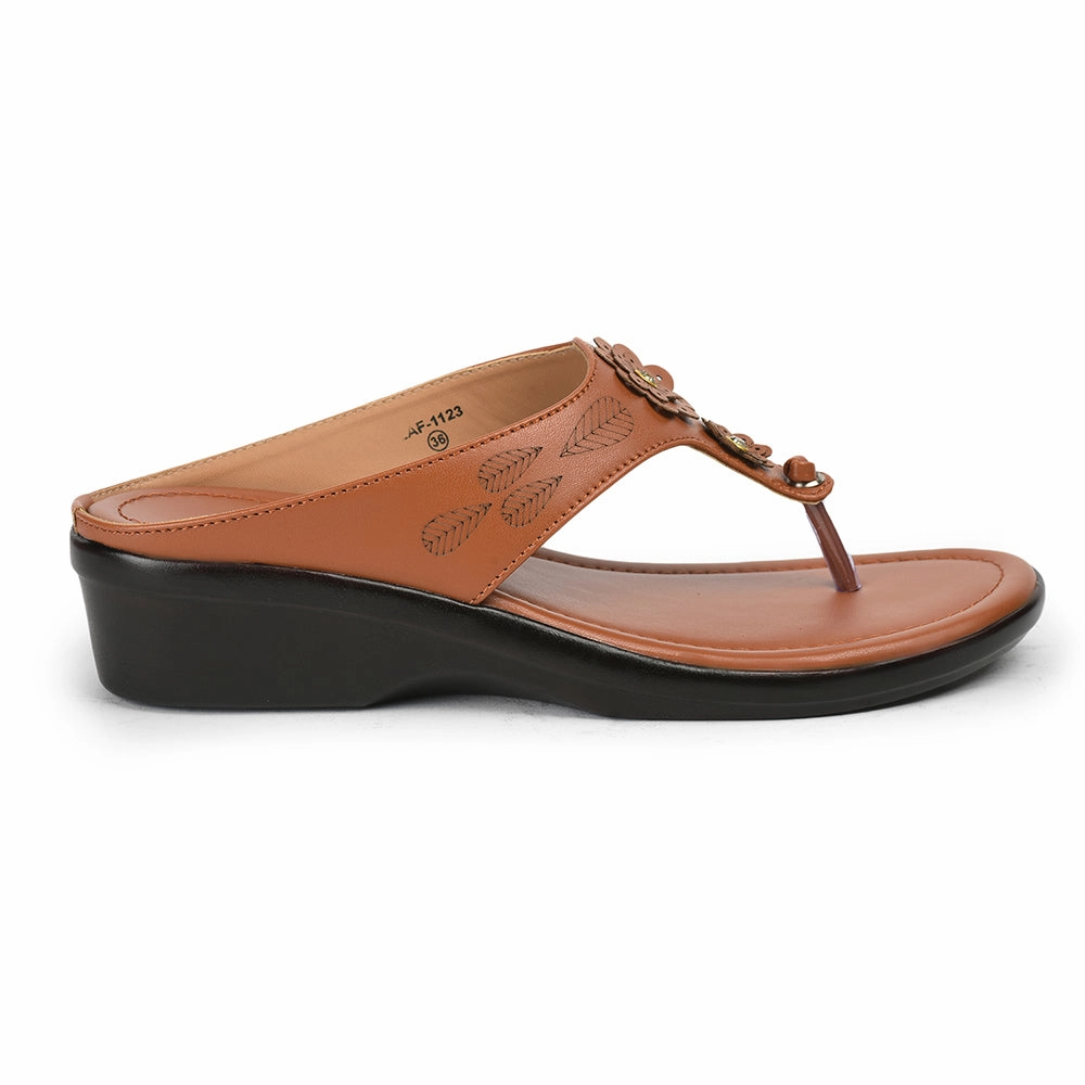 Senorita By Liberty Ladies LAF-1123 Tan Casual Slipper