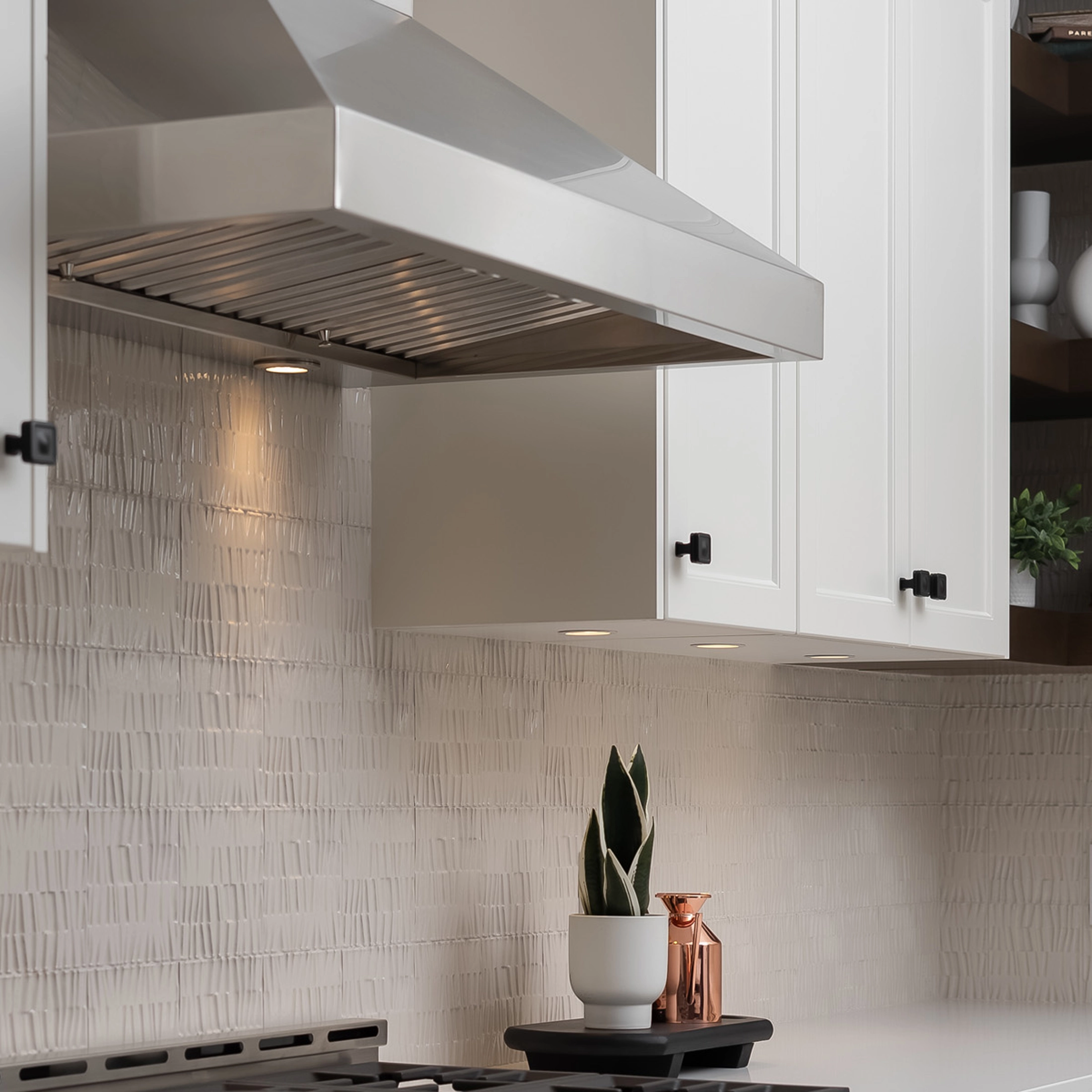 VICTORY Stainless Steel 36" 750 CFM Wall Mount Range Hood - Twister-36